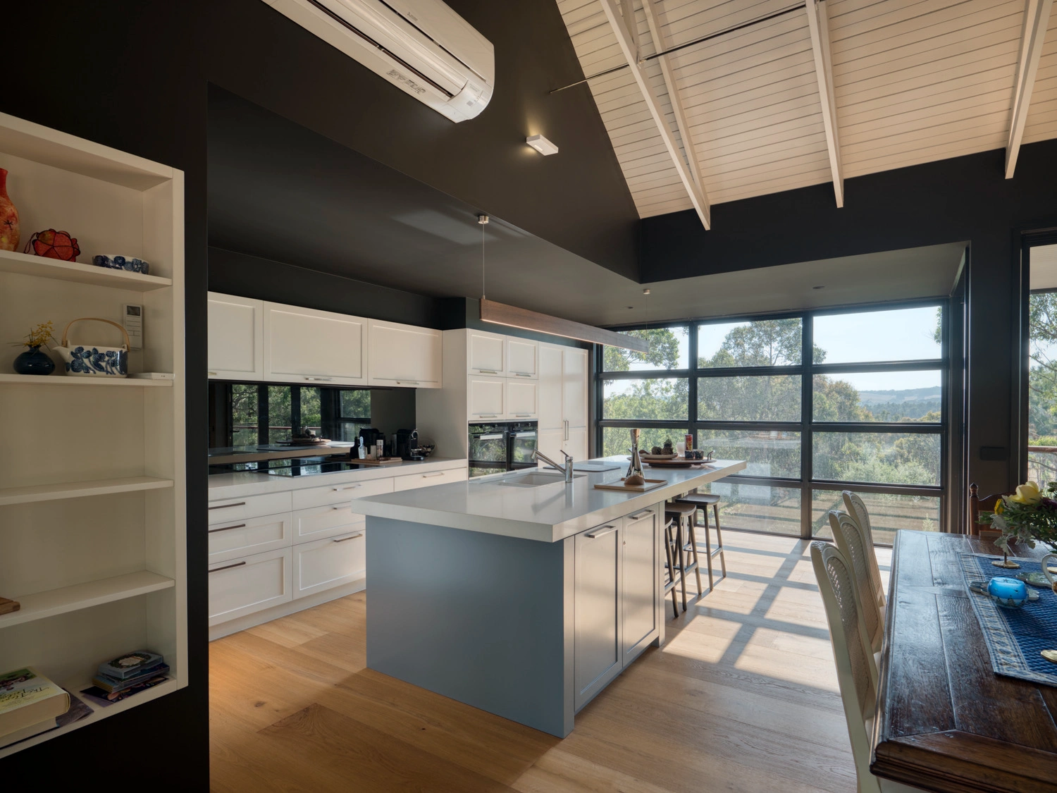 Home Interior and Exterior Painting by MPE Painting (25)